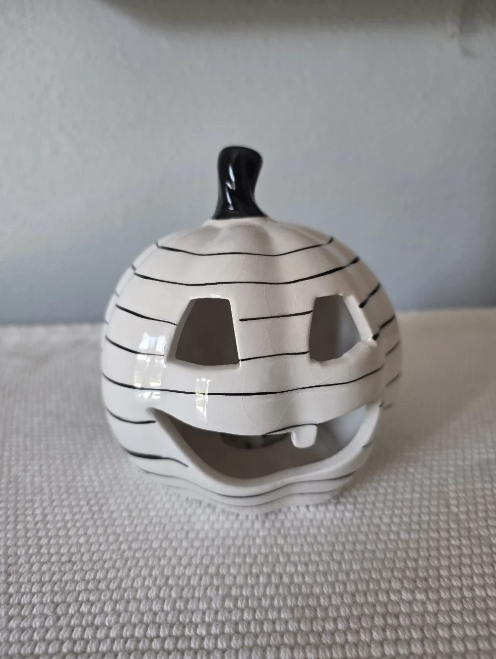 Hyde and Eek Small Light Up Pumpkin